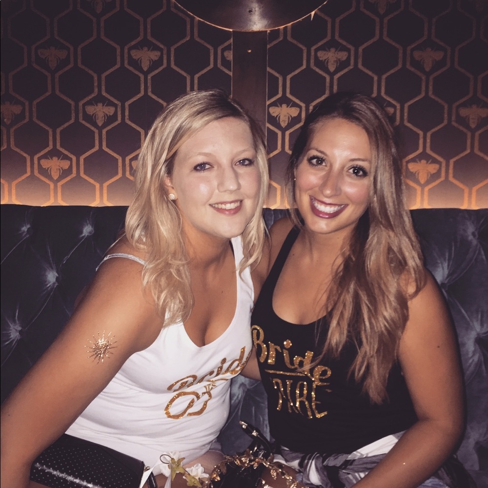 Meet your Posher, Danielle
